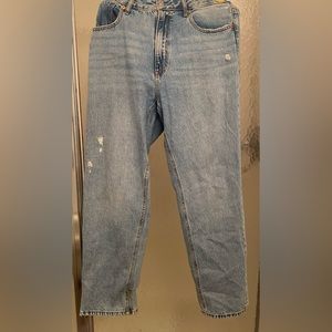 High rise light wash Stradivarius jeans, size 8.